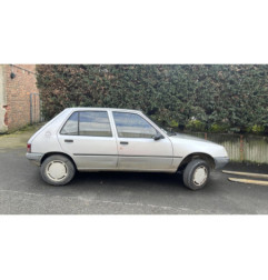 Poignee interieur arriere droit PEUGEOT 205