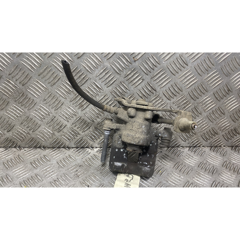 Etrier arriere droit (freinage) TOYOTA AURIS 1 Photo n°2