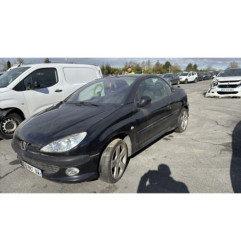 Attache ceinture avant droit PEUGEOT 206