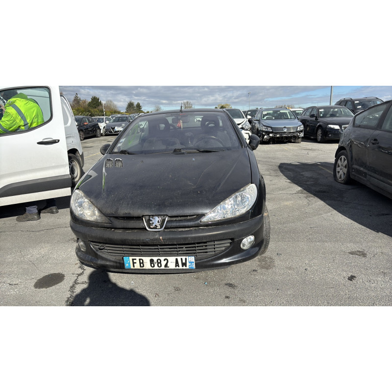 Attache ceinture avant droit PEUGEOT 206 Photo n°12