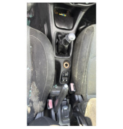 Attache ceinture avant droit PEUGEOT 206
