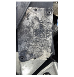 Attache ceinture avant droit PEUGEOT 206