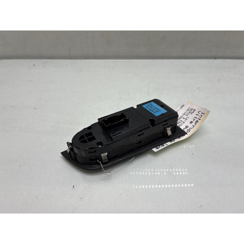 Interrupteur de leve vitre avant gauche BMW SERIE 3 E90 Photo n°4