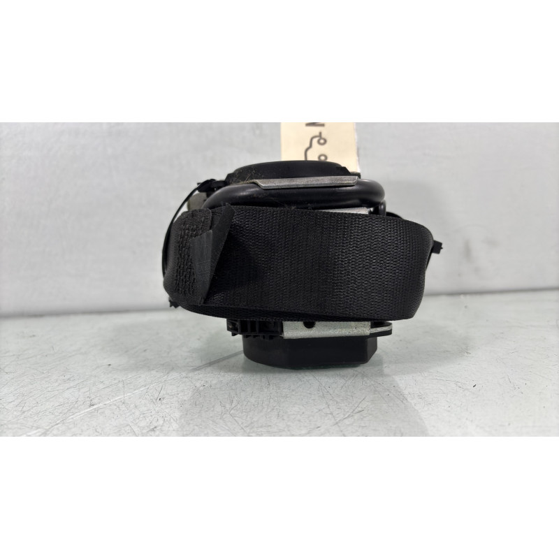 Pretensionneur de ceinture avant droit MITSUBISHI COLT 6 Photo n°3
