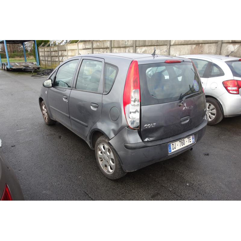 Pretensionneur de ceinture avant droit MITSUBISHI COLT 6 Photo n°12