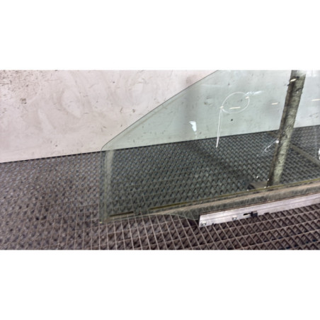 Vitre avant gauche OPEL CORSA C