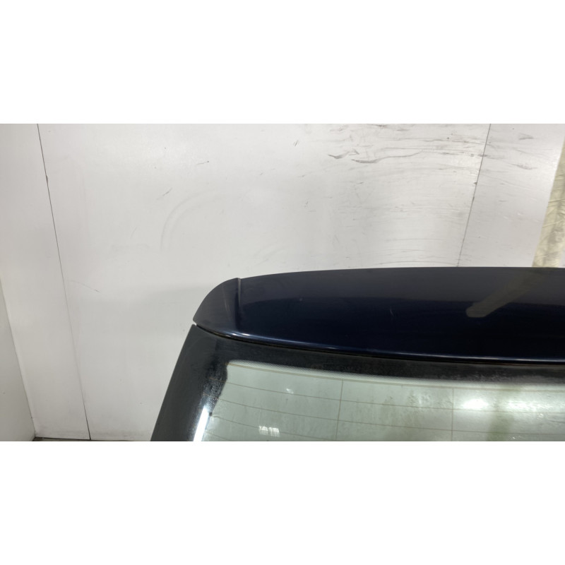 Malle/Hayon arriere VOLKSWAGEN GOLF 5 Photo n°2