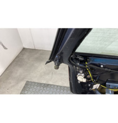 Malle/Hayon arriere VOLKSWAGEN GOLF 5