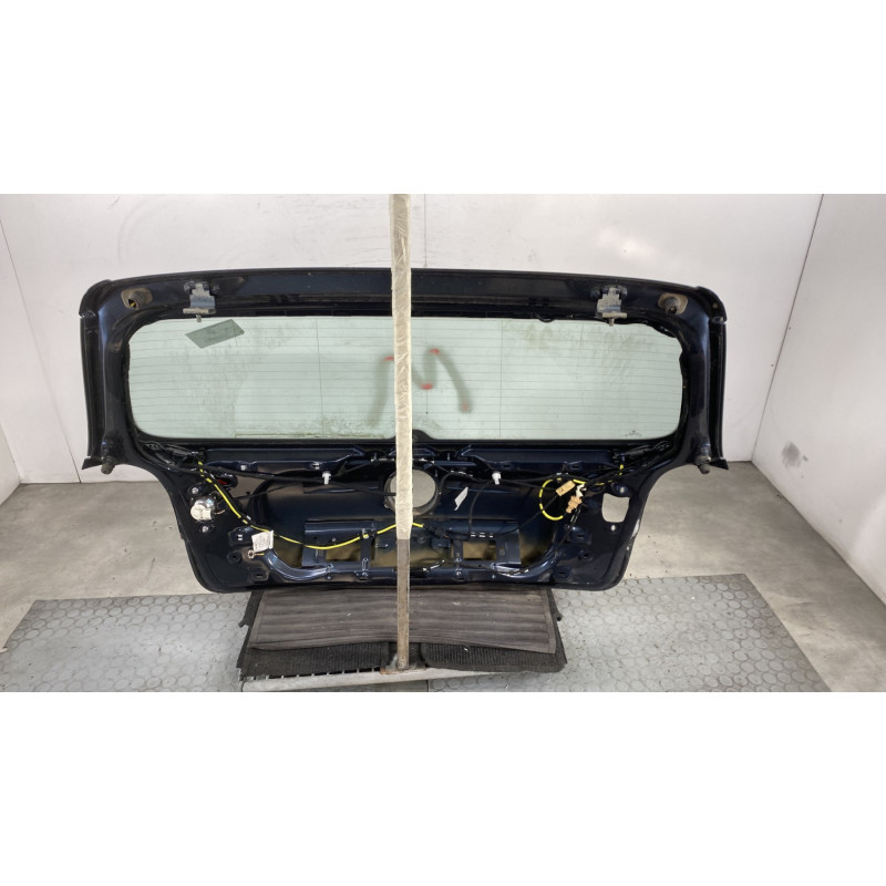 Malle/Hayon arriere VOLKSWAGEN GOLF 5 Photo n°11