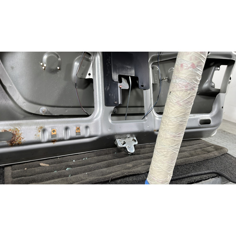 Malle/Hayon arriere SAAB 9.5 1 Photo n°8