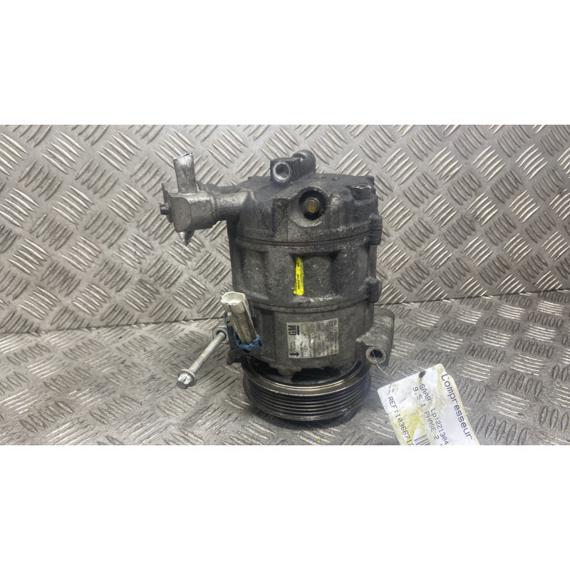 Compresseur clim SAAB 9.5 1 Photo n°1