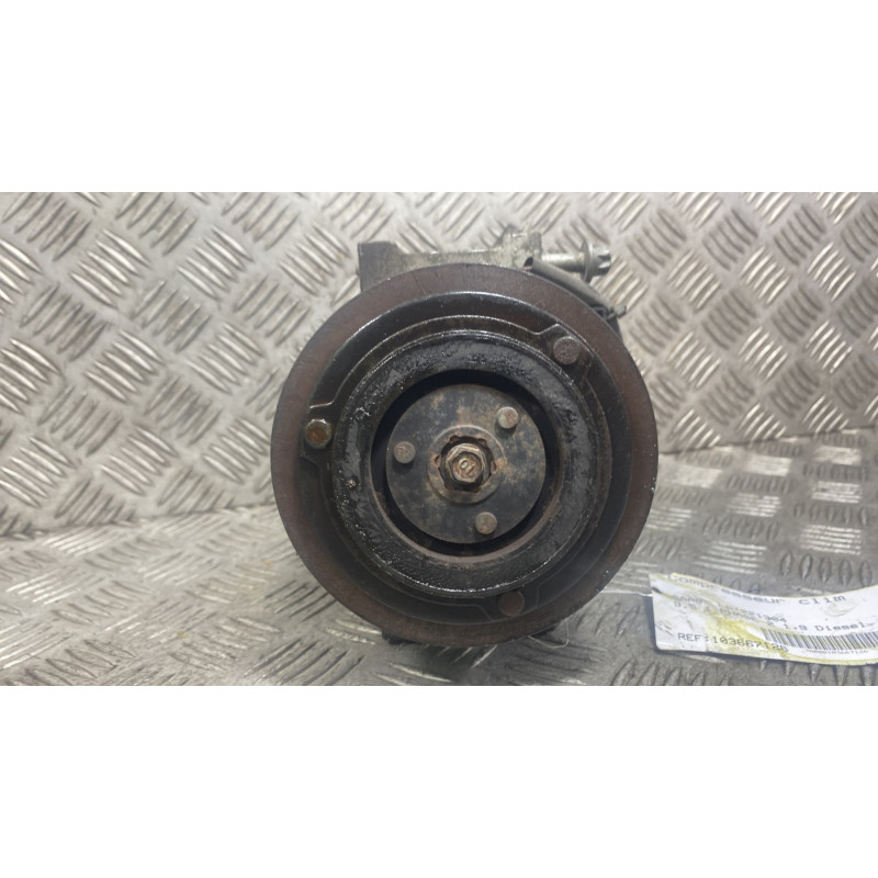 Compresseur clim SAAB 9.5 1 Photo n°3