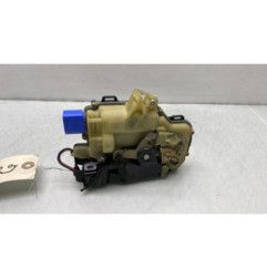 Serrure avant droit VOLKSWAGEN POLO 4