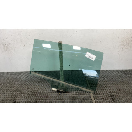 Vitre arriere droit KIA SPORTAGE 4 Photo n°1