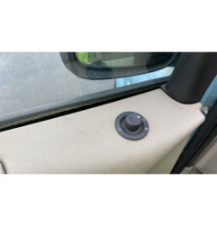 Feu arriere stop central RENAULT GRAND SCENIC 2