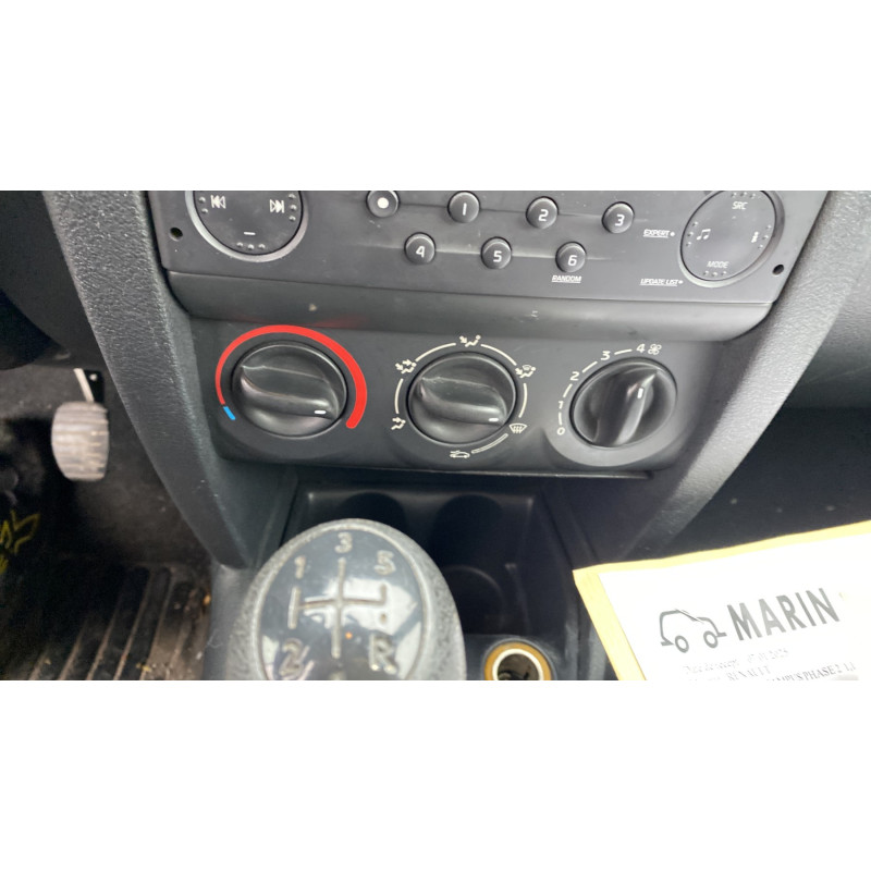 Poignee interieur arriere gauche RENAULT CLIO 2 CAMPUS Photo n°12