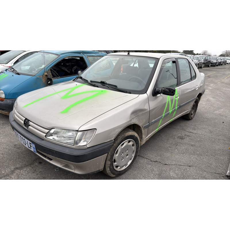 Feu arriere principal droit (feux) PEUGEOT 306 Photo n°4