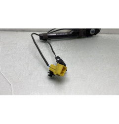 Pretensionneur de ceinture avant gauche OPEL MERIVA B