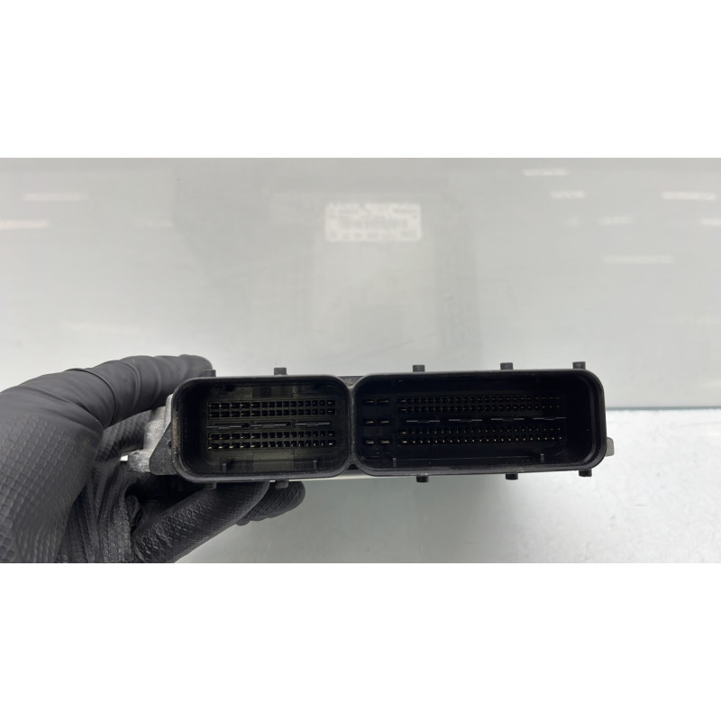 Calculateur moteur OPEL MERIVA B Photo n°3