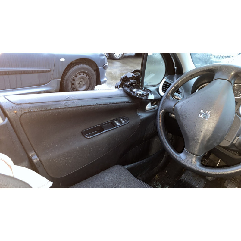 Autoradio d'origine PEUGEOT 207 Photo n°15