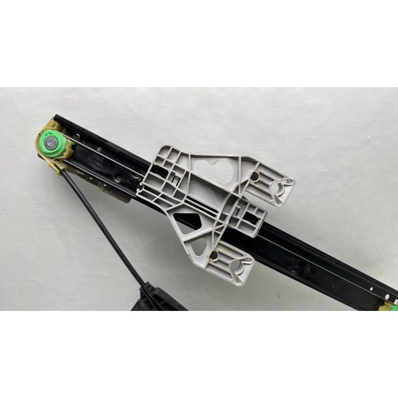 Leve vitre electrique arriere droit AUDI A4 3 Photo n°3
