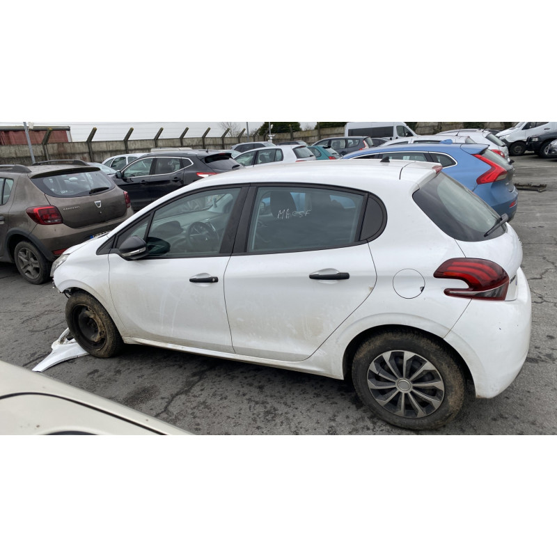 Amortisseur avant gauche PEUGEOT 208 1 Photo n°9
