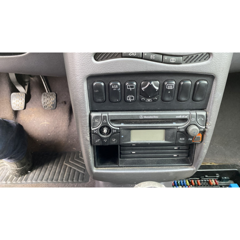 Serrure avant droit MERCEDES CLASSE A 168 Photo n°20