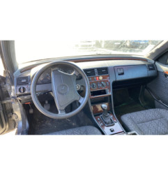 Aile avant droit MERCEDES CLASSE C 202