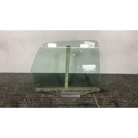 Vitre arriere droit OPEL MERIVA A Photo n°1