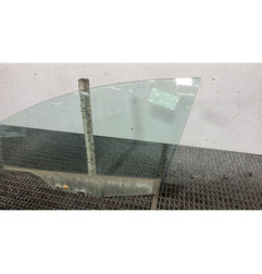 Vitre avant gauche FORD FIESTA 6