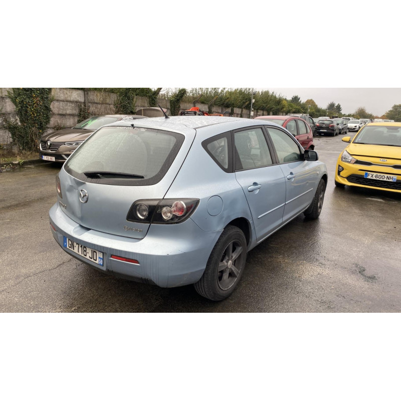 Bouton de warning MAZDA 3 1 Photo n°10