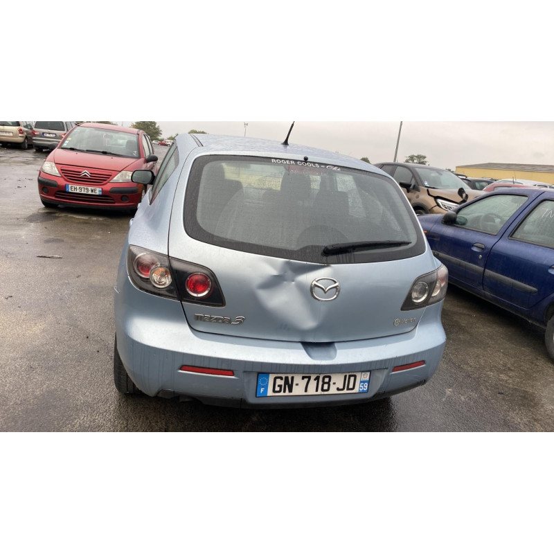 Bouton de warning MAZDA 3 1 Photo n°16
