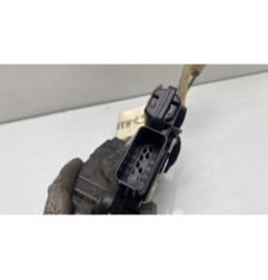 Serrure avant droit MAZDA 3 1