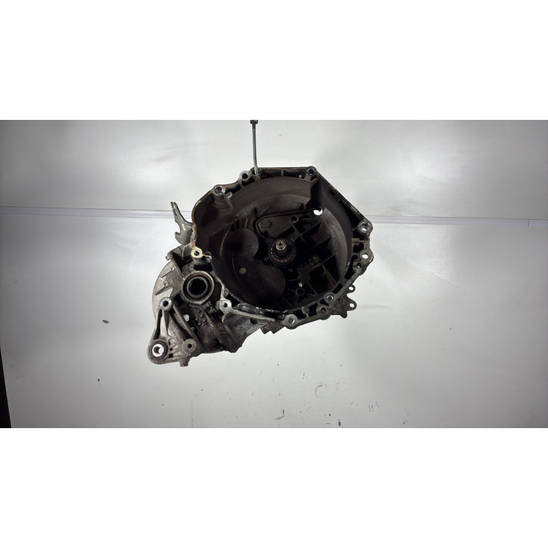 Boite de vitesses OPEL CORSA E Photo n°1