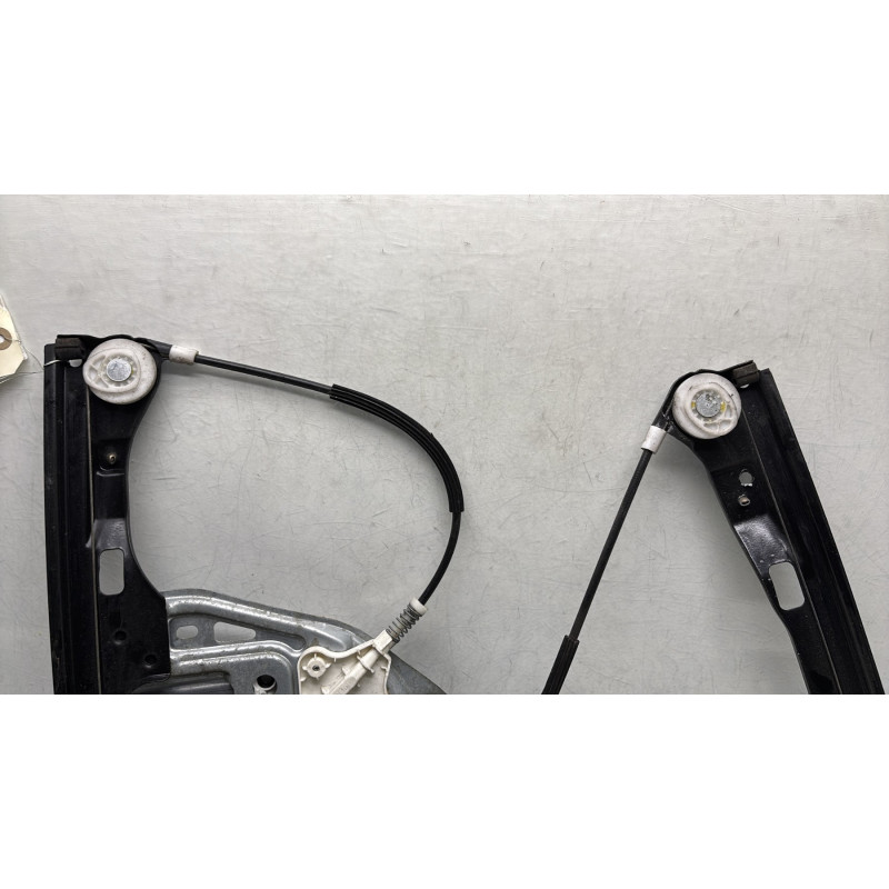 Leve vitre electrique avant droit MERCEDES CLASSE C 203 COUPE SPORT Photo n°4