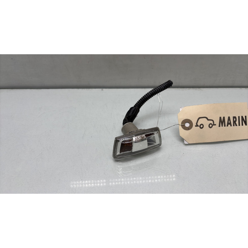 Repetiteur clignotant avant gauche (Feux) OPEL MERIVA B Photo n°1