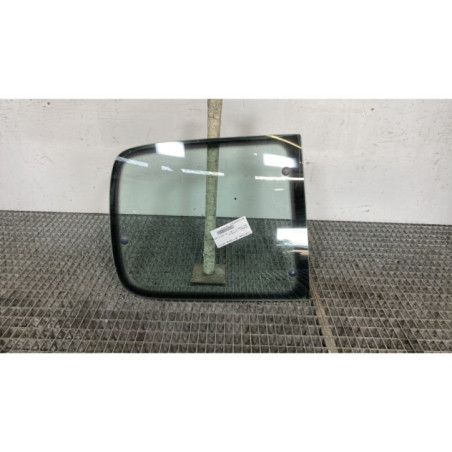 Custode arriere droit PEUGEOT 205 Photo n°1