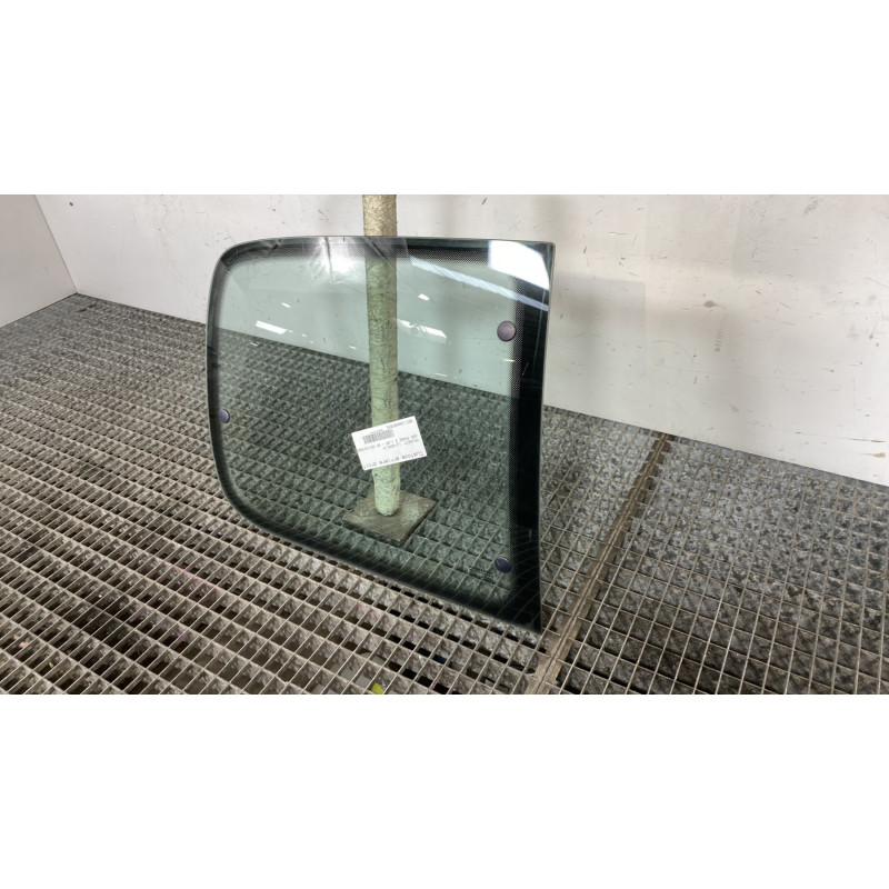 Custode arriere droit PEUGEOT 205 Photo n°3