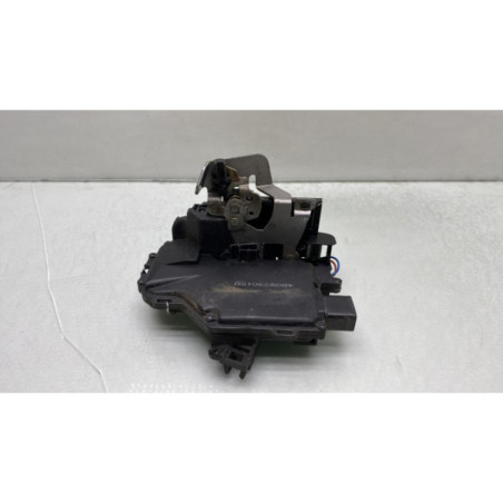 Serrure arriere gauche AUDI A4 2