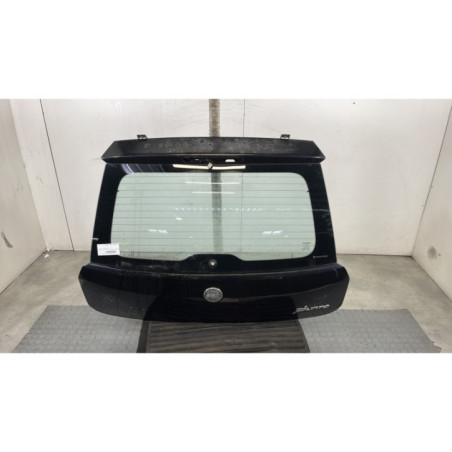 Malle/Hayon arriere FIAT GRANDE PUNTO Photo n°1