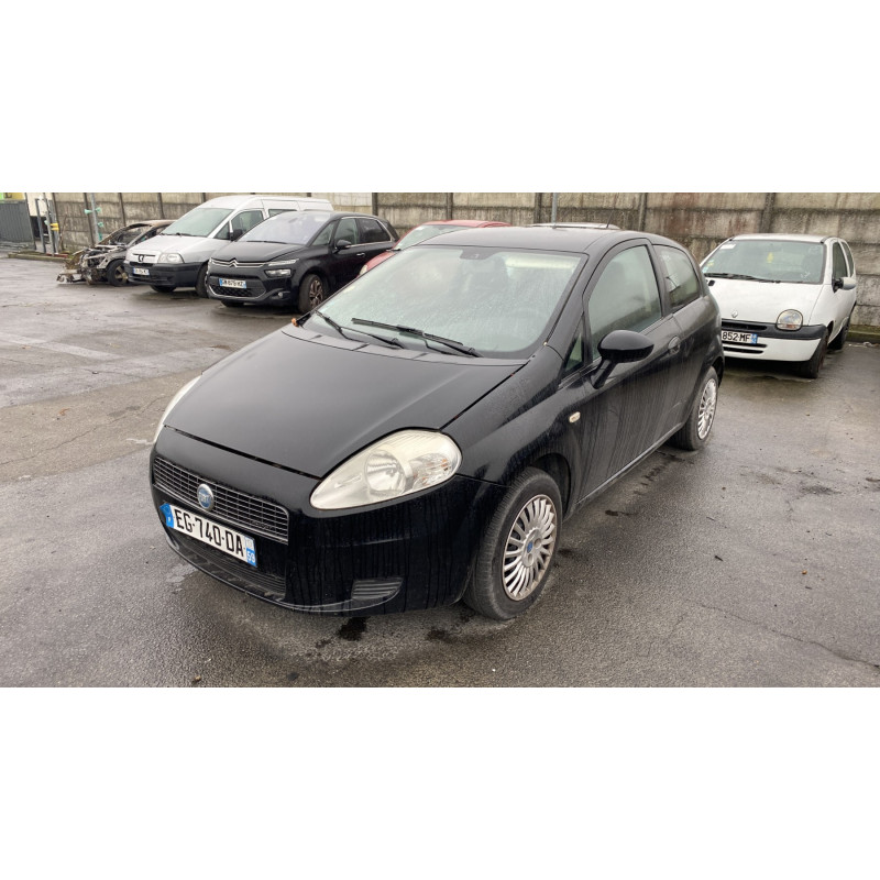 Trappe d'essence FIAT GRANDE PUNTO Photo n°4