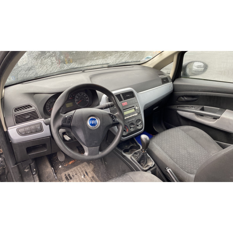 Trappe d'essence FIAT GRANDE PUNTO Photo n°15
