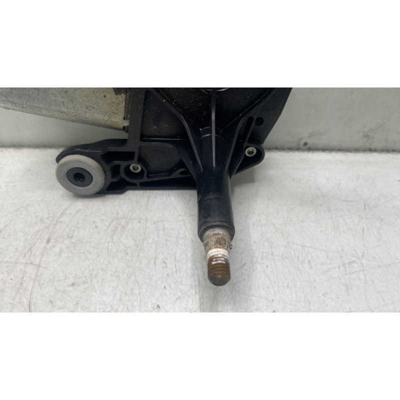 Moteur essuie glace arriere FIAT GRANDE PUNTO Photo n°2