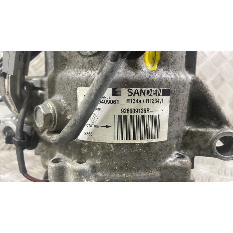 Compresseur clim RENAULT CLIO 5 Photo n°2