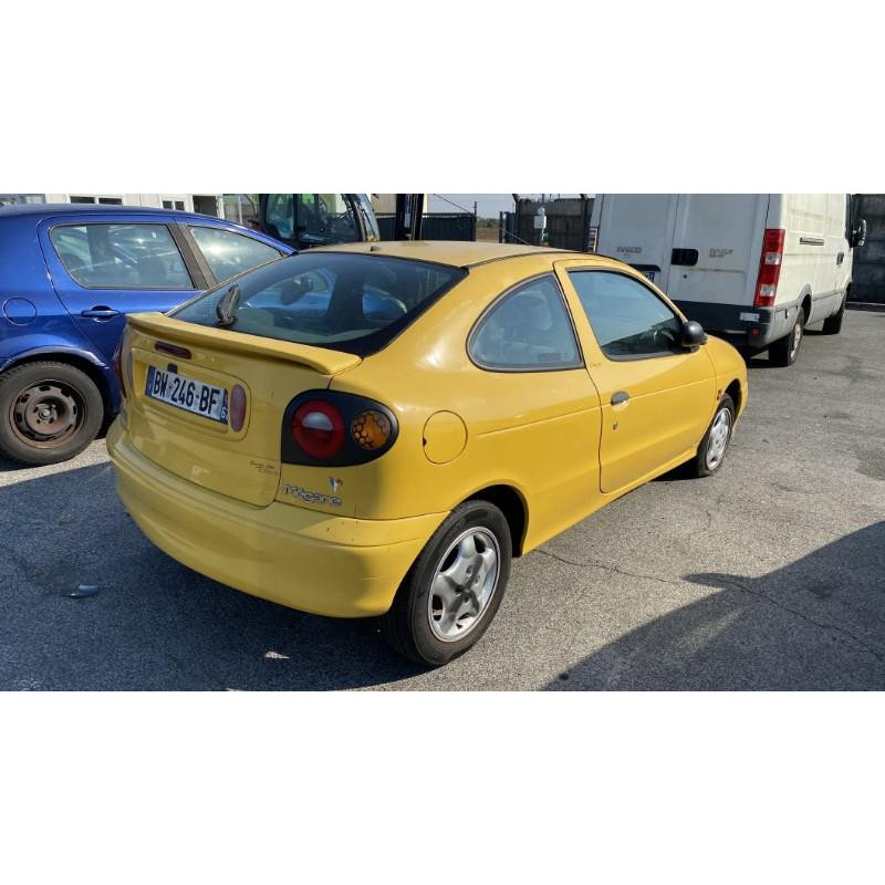 Charniere de capot RENAULT MEGANE 1 Photo n°5