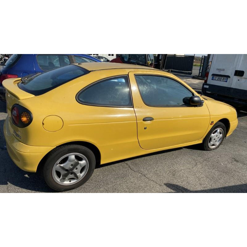 Charniere de capot RENAULT MEGANE 1 Photo n°6