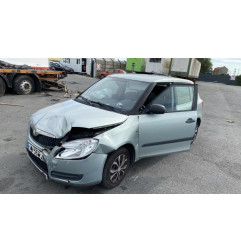 Feu arriere stop central SKODA FABIA 2