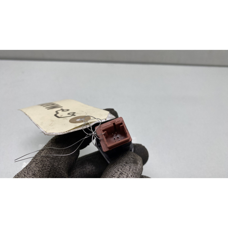 Bouton de warning CITROEN C-ELYSEE Photo n°3