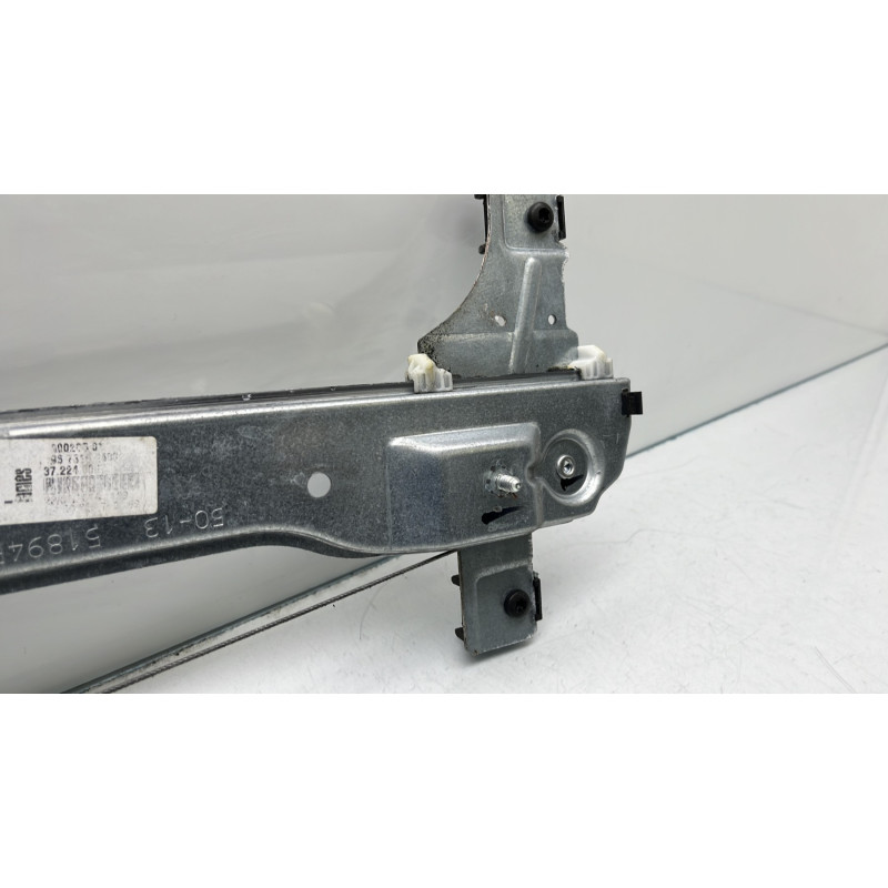 Leve vitre electrique avant gauche PEUGEOT 208 1 Photo n°4