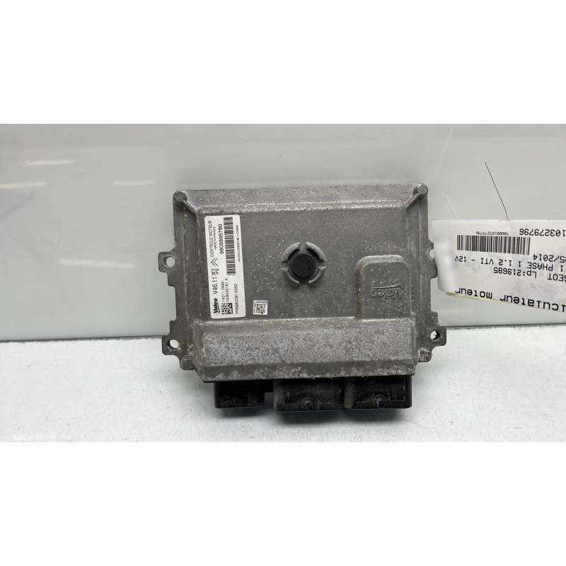Calculateur moteur PEUGEOT 208 1 Photo n°1